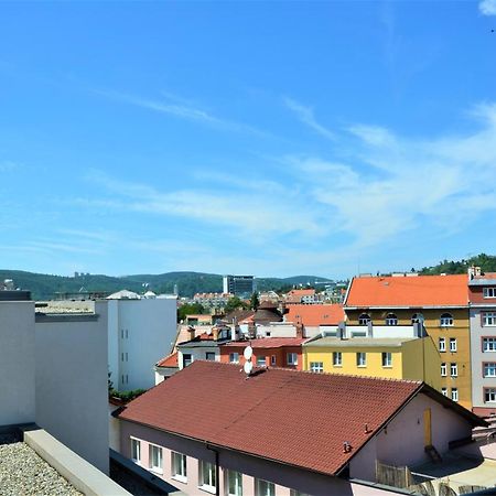 New Apartment With Garage Parking Brno Extérieur photo